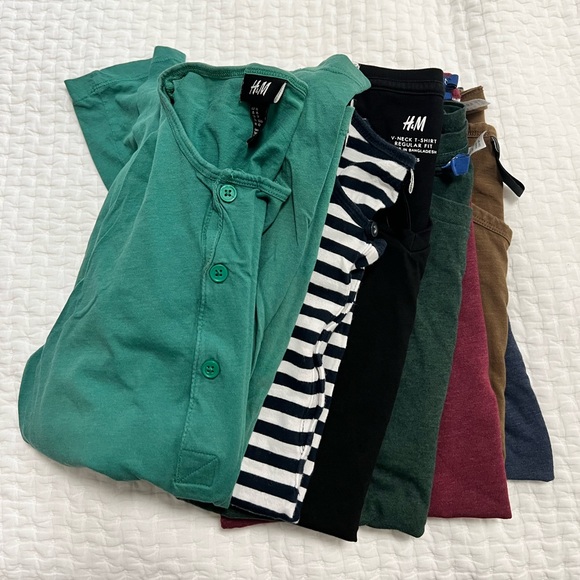 H&M Shirts Tee - Picture 2 of 8